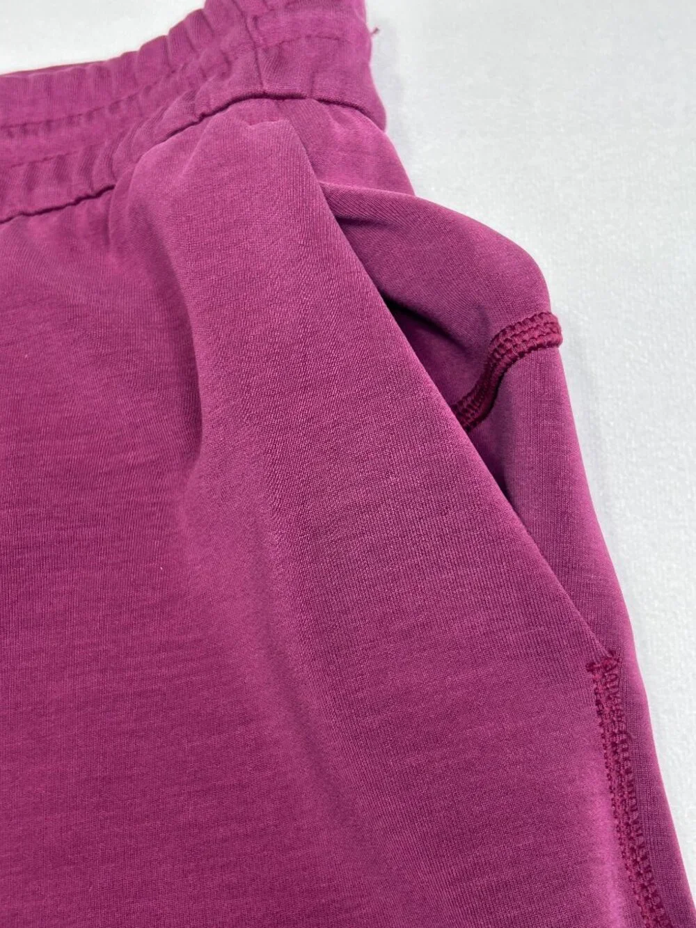 Lululemon Softstreme High Rise Pant Size 6 Magenta Plum Hemmed 27 Inseam